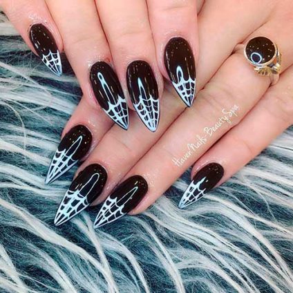 20 Amazing Halloween Nail Ideas to Celebrate This Year