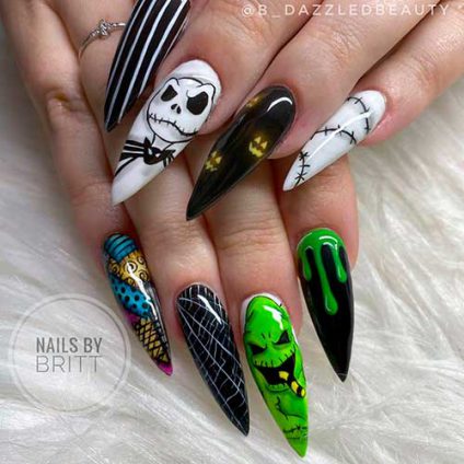 21 Best Halloween Nail Designs to Try | Cute Manicure